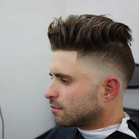 Coiffure homme dégradé a blanc