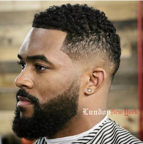 Coupe de cheveux homme noir dégradé