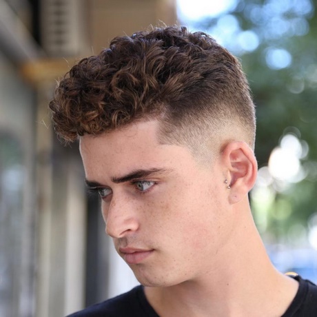 Coupe dégradé a blanc homme