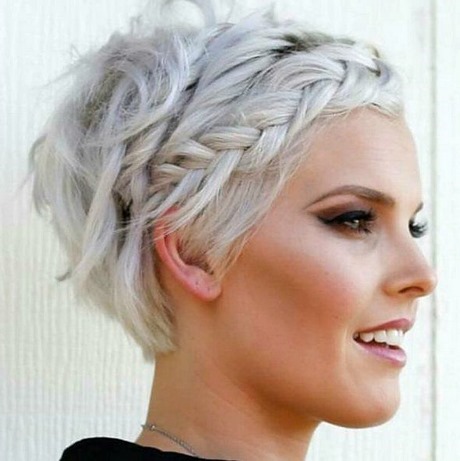 Cheveux court tresse