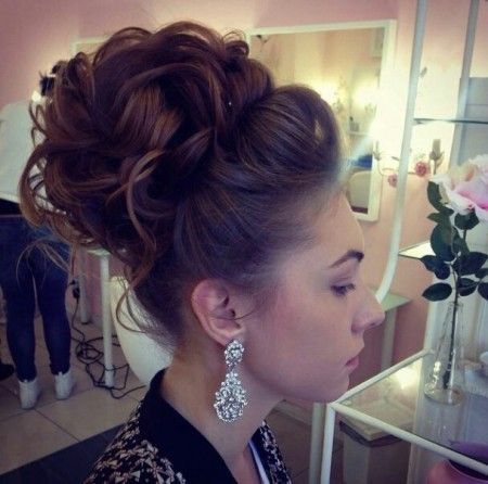 Chignon relevé mariage