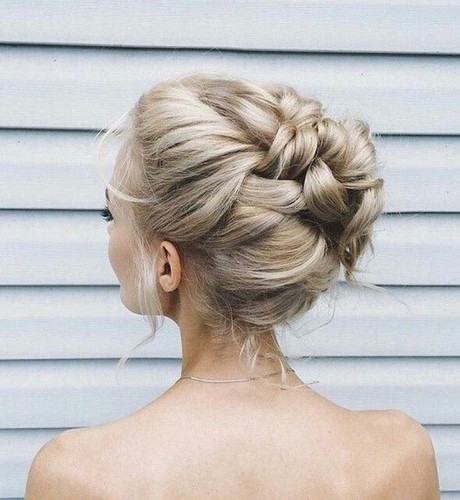 Chignon témoin mariage