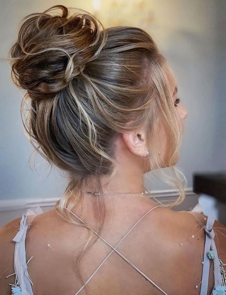 Chignon bas mariage 2021