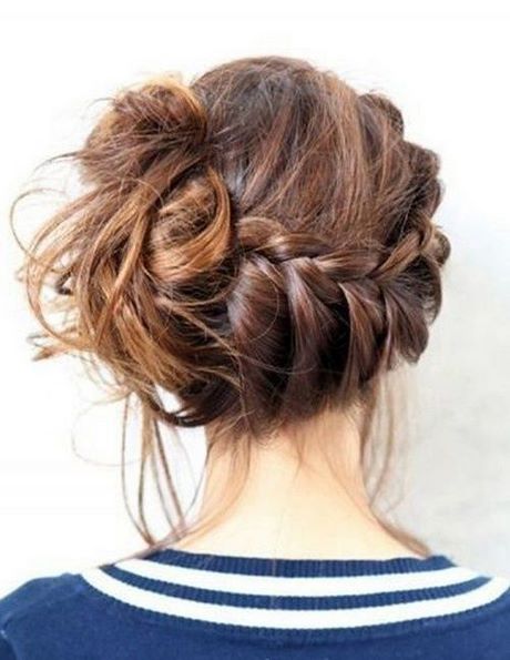 Chignon flou avec tresse