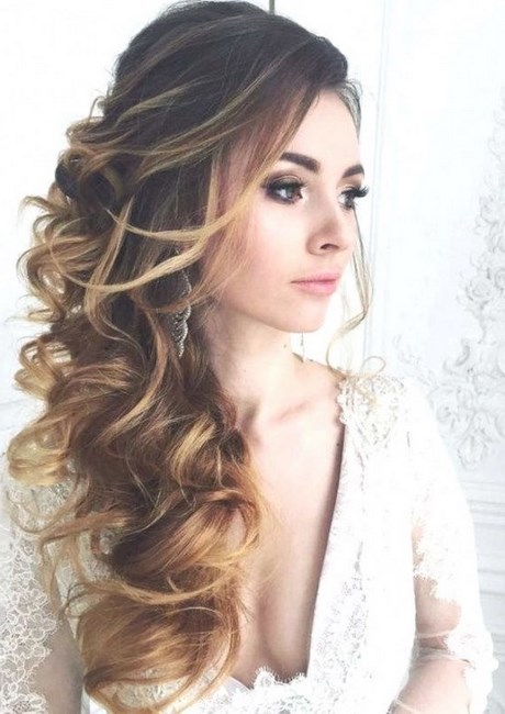 Coiffure femme mariage cheveux courts