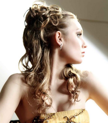 Coiffure mariage cheveux epaule