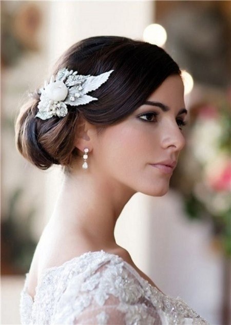 Coiffure mariage chignon bas coté