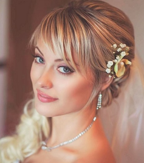 Coiffure mariage sur cheveux court