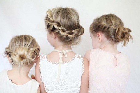 Coiffure petite fille ceremonie