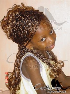 Coiffure petite fille pour bapteme