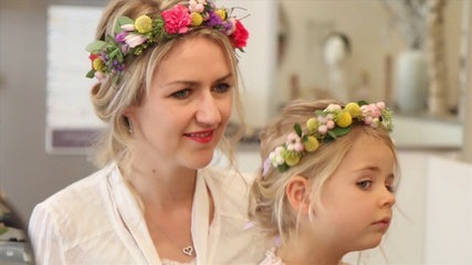 Coiffure pour mariage petite fille