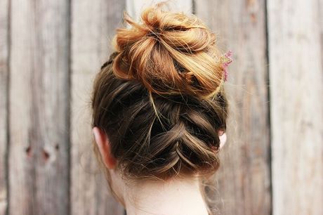 Coiffure tresse inversée