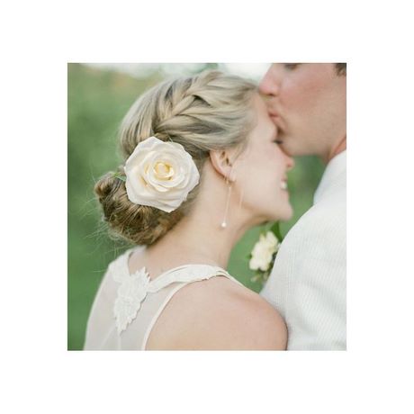 Fleur chignon mariage
