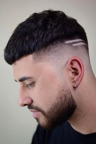 Cheveux courts homme 2022
