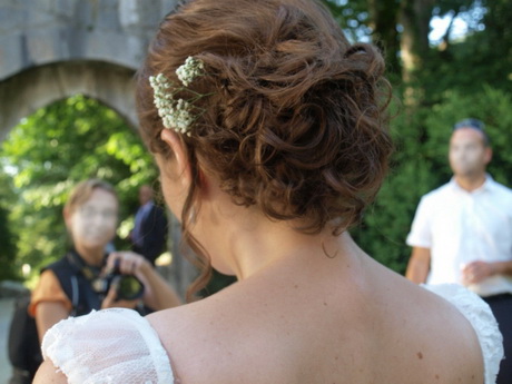 Coiffure mariage brune