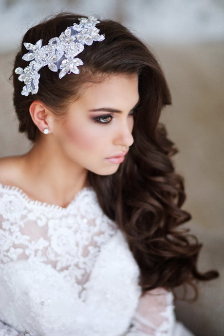 Coiffure mariage brune