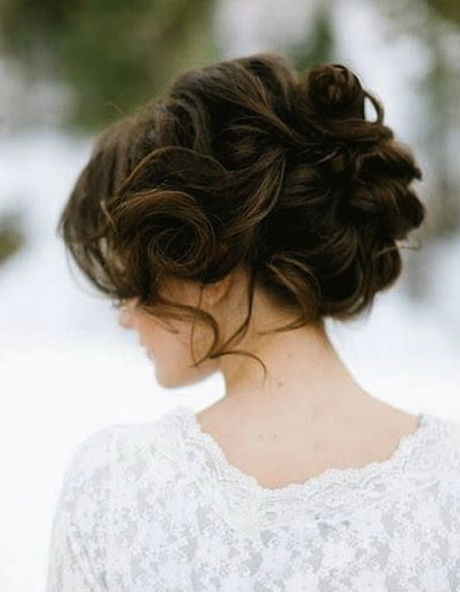 Coiffure mariée brune