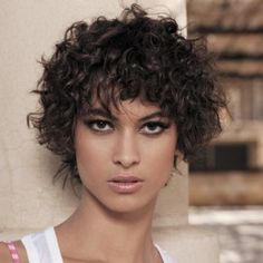 Coupe cheveux frisés naturel