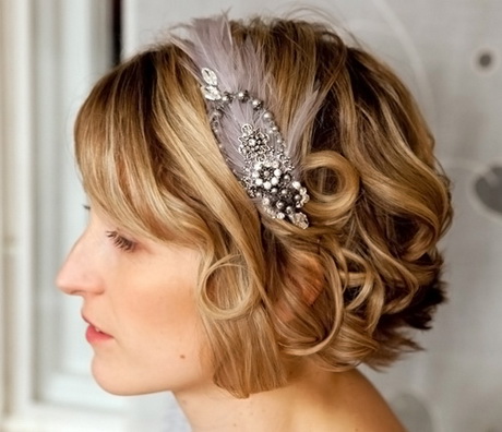 Coupe de mariée cheveux court