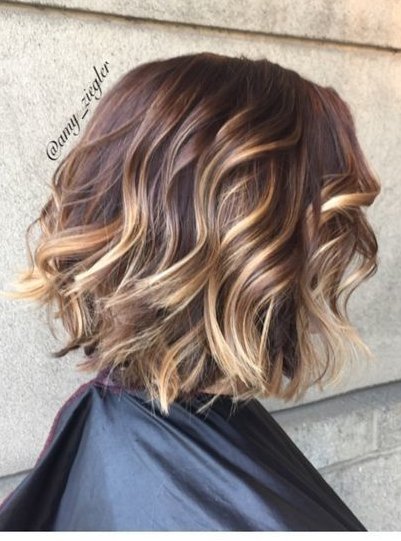 Balayage miel cheveux mi long