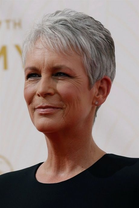 ﻿Coupe cheveux blancs femme 60 ans