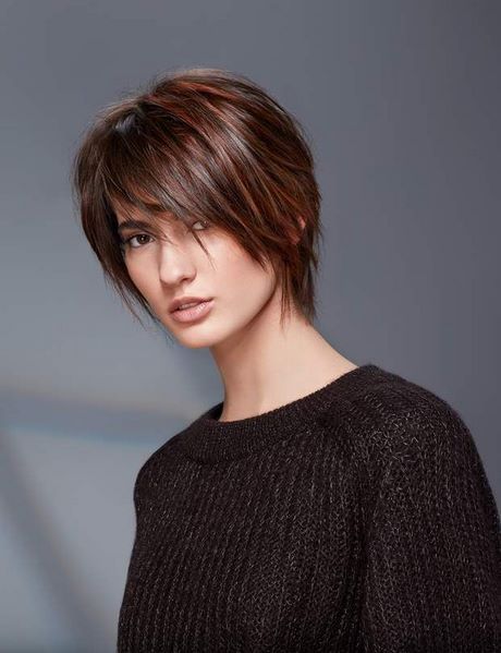 Coupe court long femme