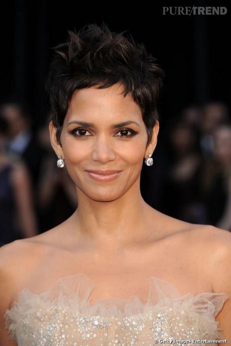 Coupe courte halle berry