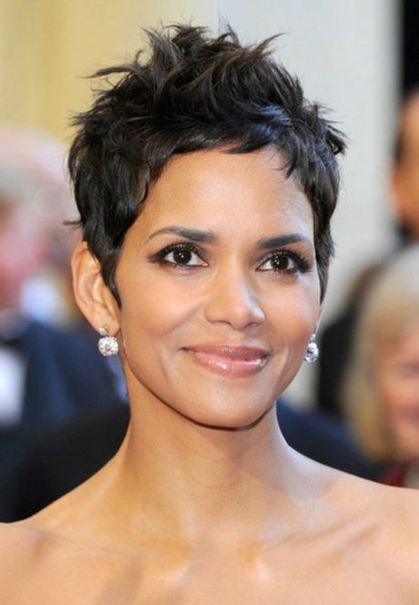 Coupe courte halle berry