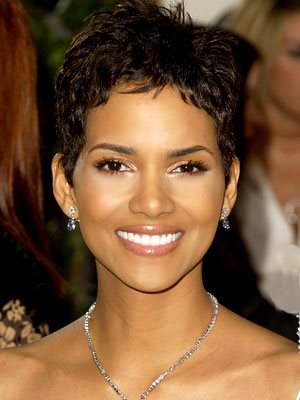 Coupe courte halle berry