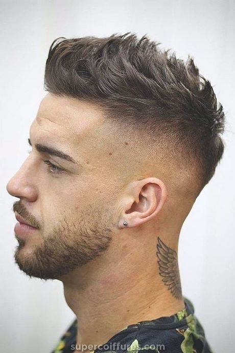 Coupe de cheveux homme tres court dégradé