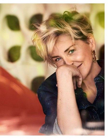 Coupe de cheveux sharon stone 2020