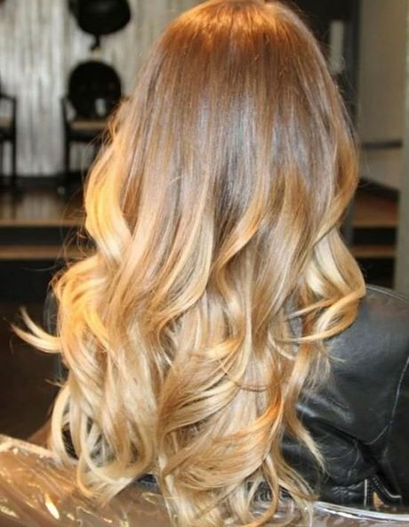 Cheveux long femme blond