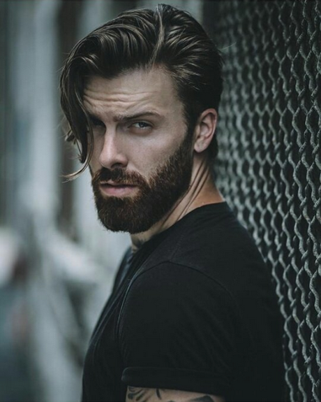 Coiffure homme dégradé mi long