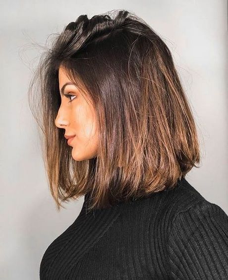 Coupe de cheveux femme aux epaules