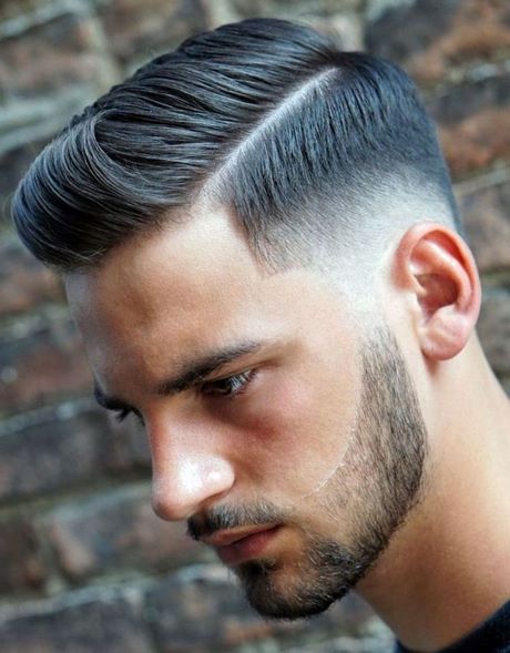 Coupe homme court cote et long dessus