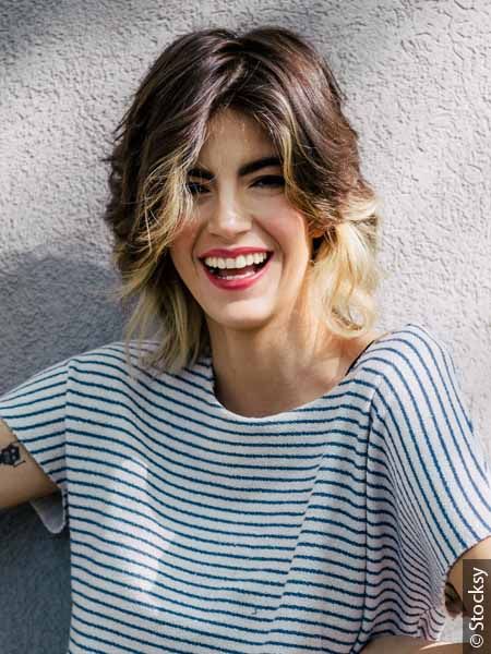 Cheveux clairsemés femme quelle coupe