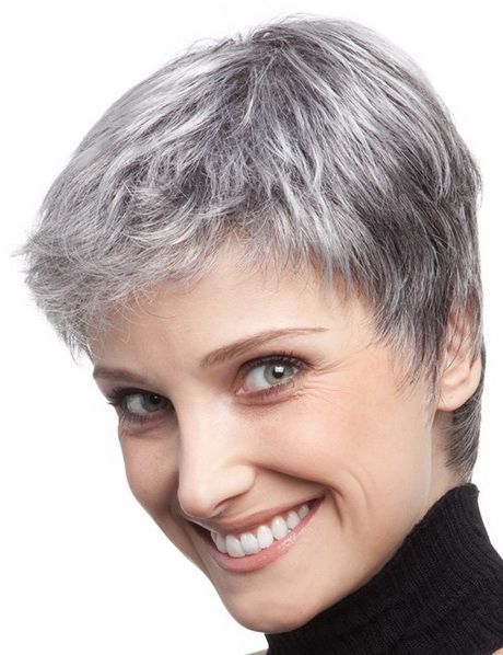 Cheveux gris court femme