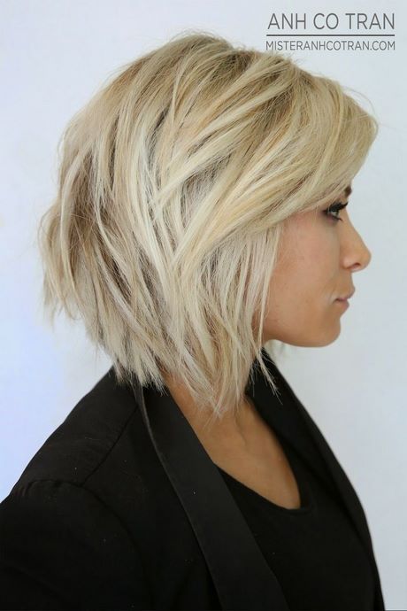 Coiffure femme mi long blond