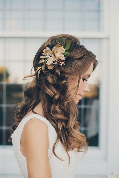 Coiffure mariage cheveux lachés ondulés