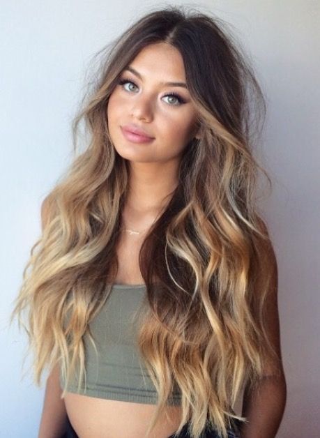 Coiffure wavy cheveux long