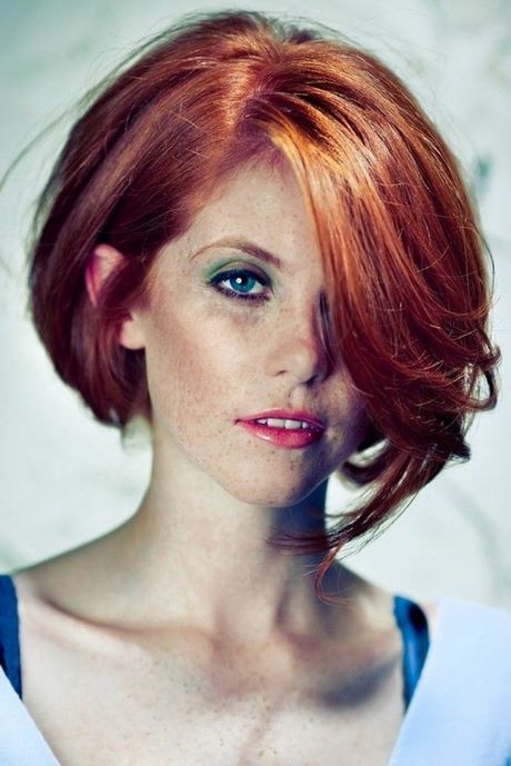 Coupe courte femme rousse