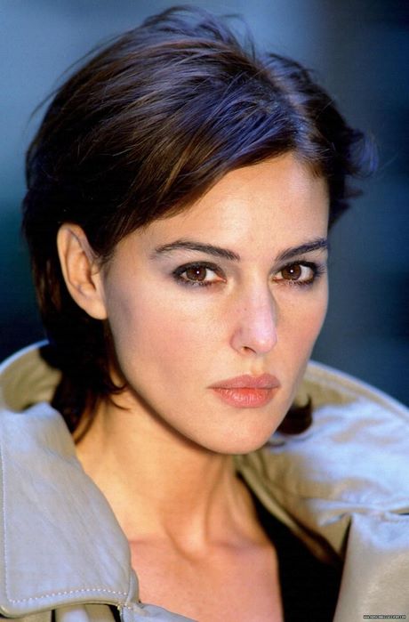 Monica bellucci cheveux courts