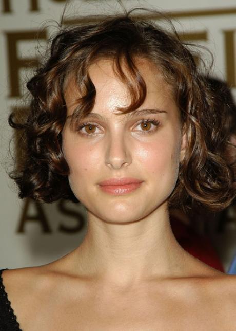 Natalie portman cheveux courts